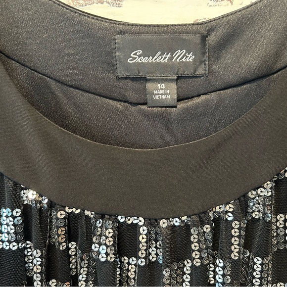 Scarlett Nite Black and Silver Sequin Sleeveless Dress Size 14 - Picture 2 of 5